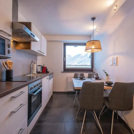 Michael アパート *