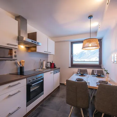 Michael Apartmán